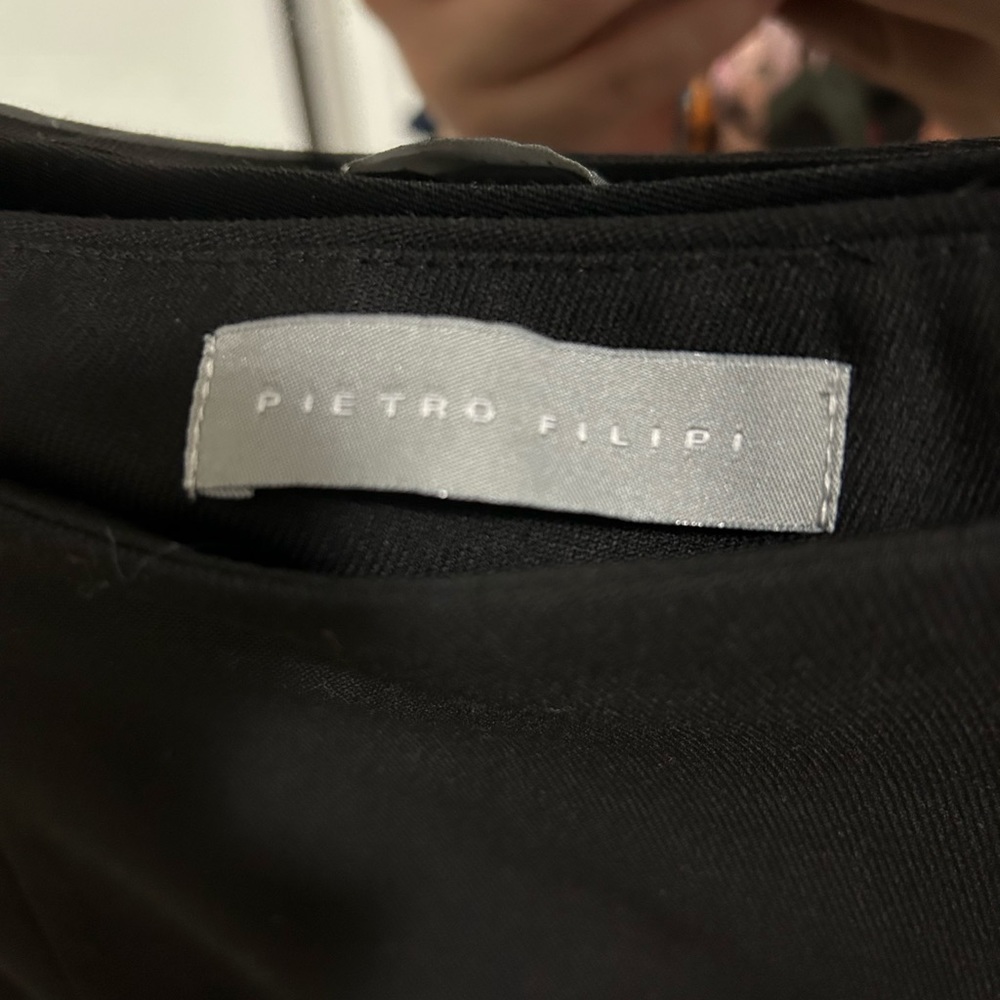 Brand is Pietro Filipi, color is black, size is 4?